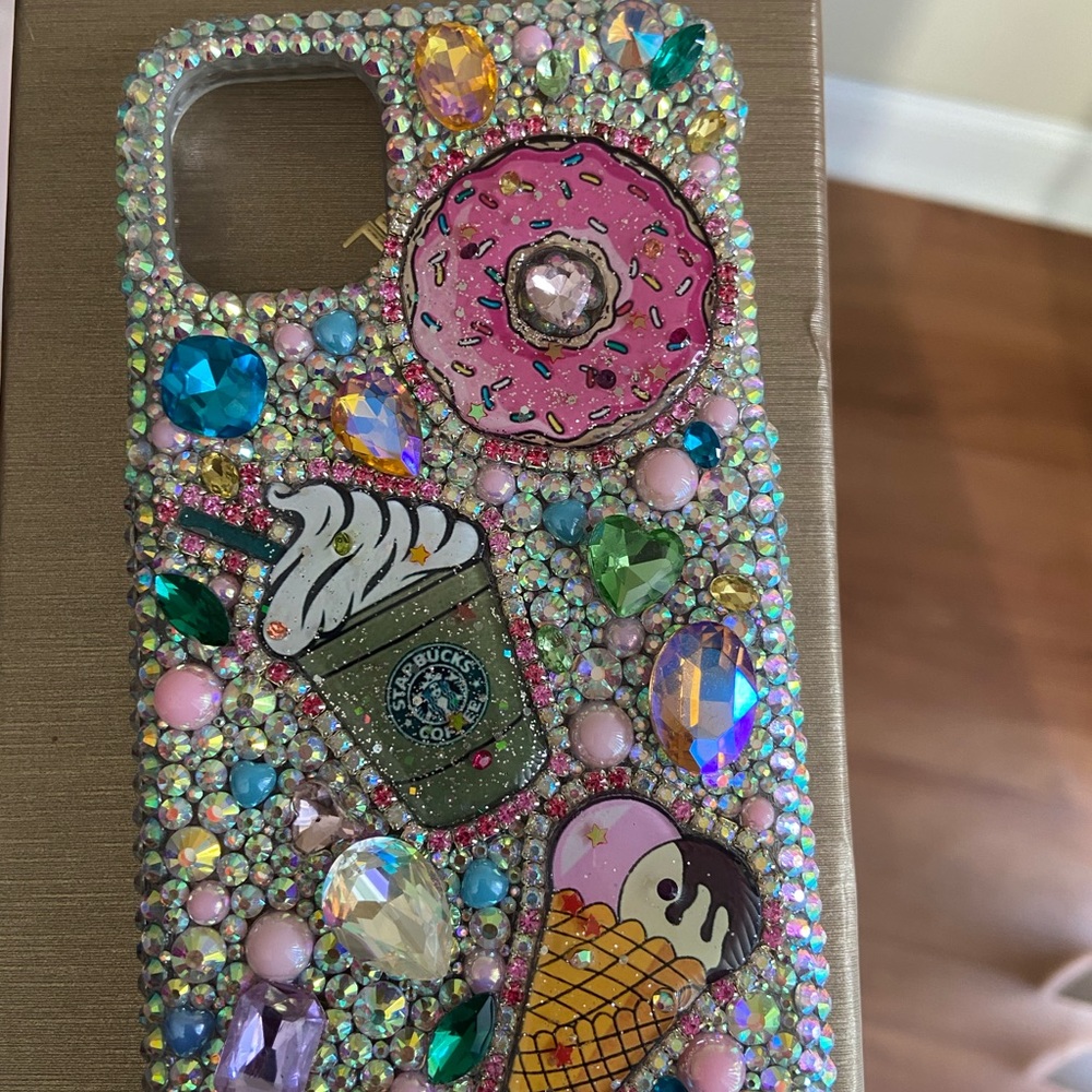 iPhone 11! Luxaddiction bling case.